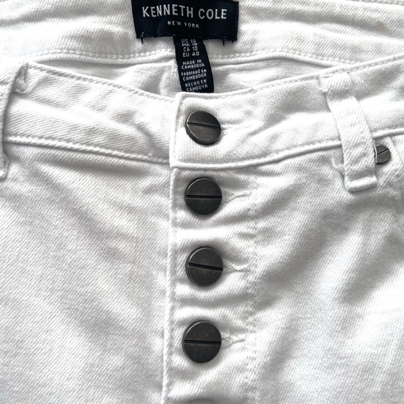 Kenneth Cole NY Jeans White Size US10 button front, 5 pocket Jeans. - Picture 7 of 12